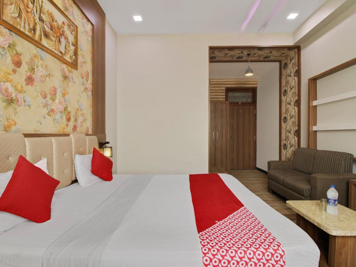 Oyo 79434 Hotel Green Villa Nagpur Exterior foto